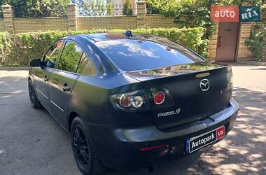Седан Mazda 3 2007 в 