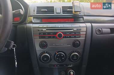 Седан Mazda 3 2007 в 