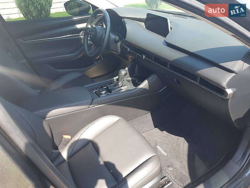 Седан Mazda 3 2019 в Києві