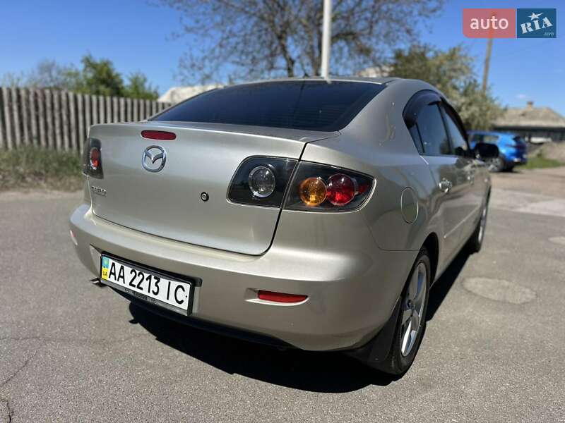 Седан Mazda 3 2006 в Прилуках
