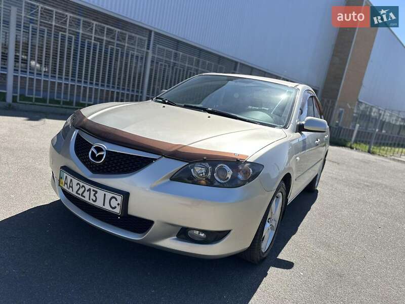 Седан Mazda 3 2006 в Прилуках