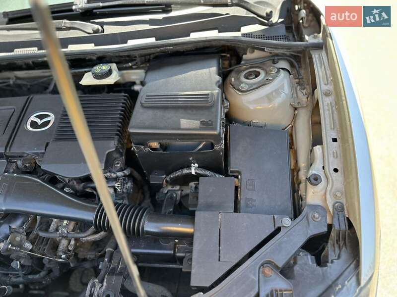 Седан Mazda 3 2006 в Прилуках