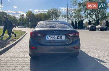 Седан Mazda 3 2013 в 