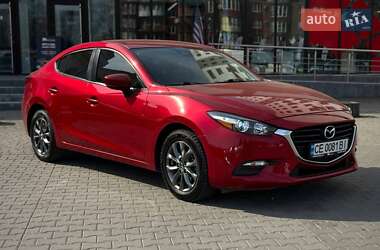 Седан Mazda 3 2018 в Чернівцях