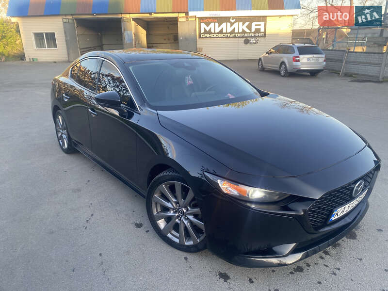 Седан Mazda 3 2019 в Василькові