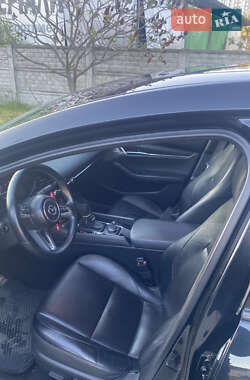 Седан Mazda 3 2019 в 