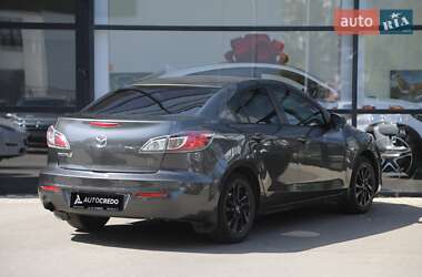 Седан Mazda 3 2012 в 