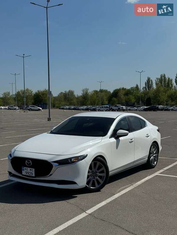 Седан Mazda 3 2019 в 