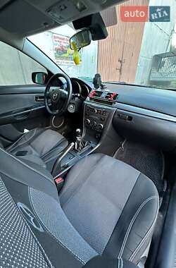 Хэтчбек Mazda 3 2007 в 