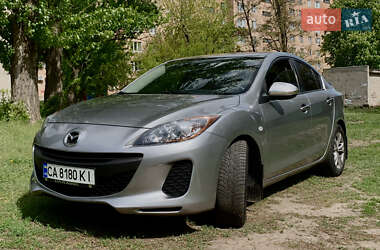 Седан Mazda 3 2012 в Черкассах