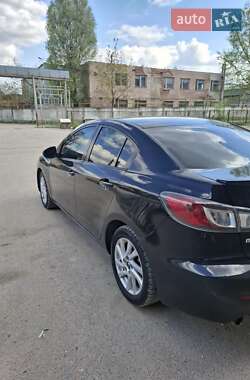 Седан Mazda 3 2012 в Тернополе