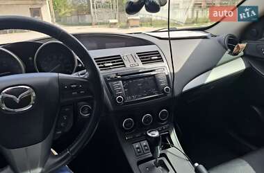 Седан Mazda 3 2012 в 