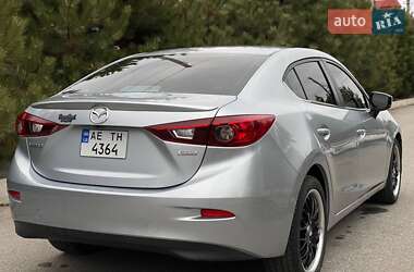 Седан Mazda 3 2017 в 