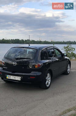 Хэтчбек Mazda 3 2006 в 