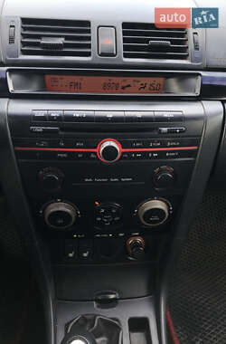 Хэтчбек Mazda 3 2006 в 