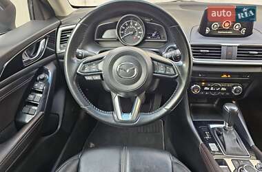 Хэтчбек Mazda 3 2018 в 