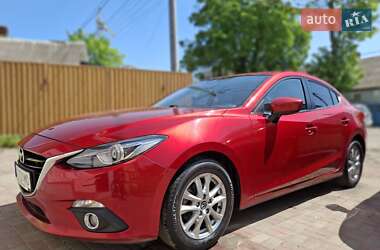 Седан Mazda 3 2016 в 