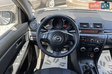 Хетчбек Mazda 3 2006 в 