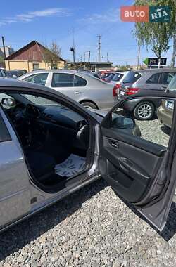 Хетчбек Mazda 3 2006 в 
