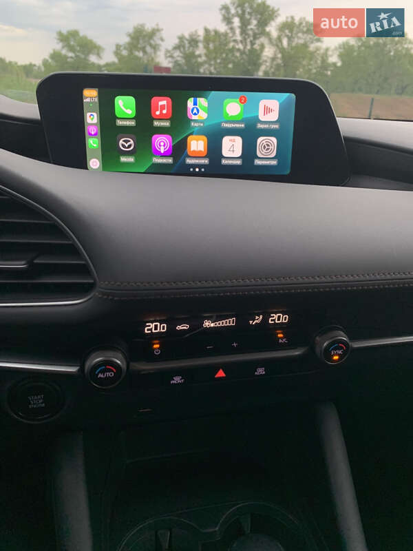 Седан Mazda 3 2020 в Киеве фото 10 Седан Mazda 3 2020 в Киеве