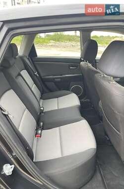 Хэтчбек Mazda 3 2007 в 