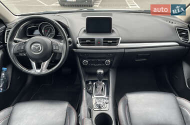Хэтчбек Mazda 3 2014 в 