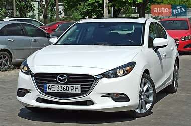 Хэтчбек Mazda 3 2016 в Львове