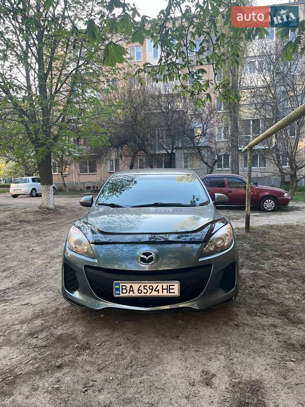 Седан Mazda 3 2011 в Кропивницком