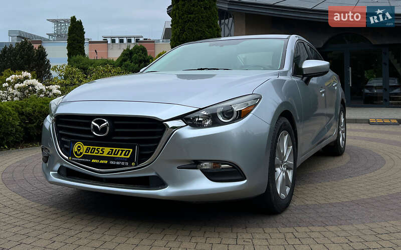 Седан Mazda 3 2016 в Львове