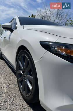 Хэтчбек Mazda 3 2021 в 