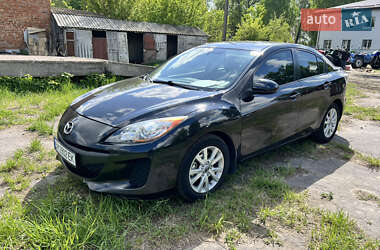Седан Mazda 3 2013 в Шостке