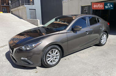 Седан Mazda 3 2013 в 