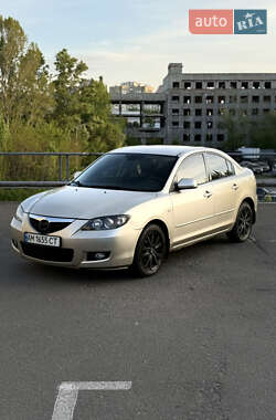 Седан Mazda 3 2006 в Киеве