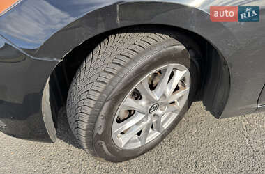 Хетчбек Mazda 3 2013 в 
