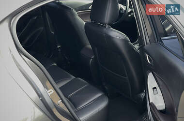 Седан Mazda 3 2017 в 
