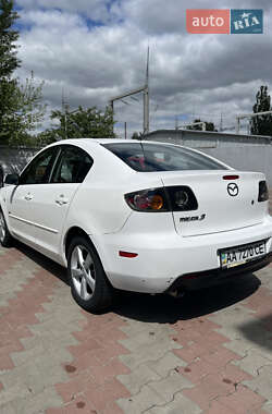 Седан Mazda 3 2005 в 