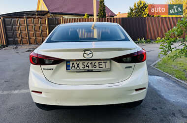 Седан Mazda 3 2013 в 