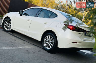 Седан Mazda 3 2013 в 