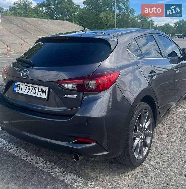 Хетчбек Mazda 3 2018 в Києві фото 6 Хетчбек Mazda 3 2018 в Києві