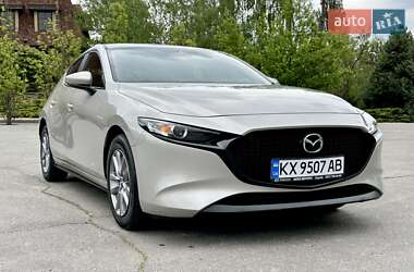 Хэтчбек Mazda 3 2022 в 
