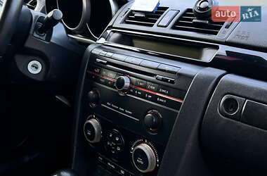 Хэтчбек Mazda 3 2005 в 