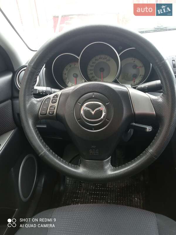 Седан Mazda 3 2006 в Чупахівці