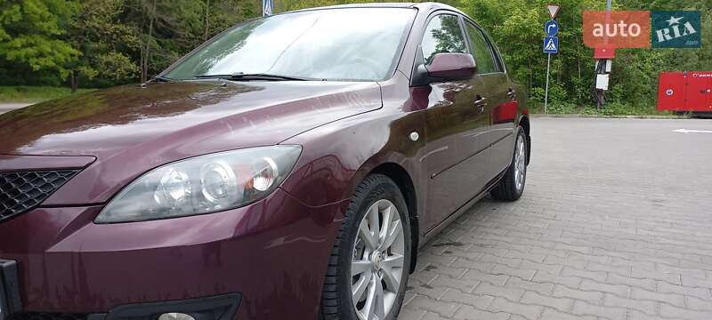Хэтчбек Mazda 3 2008 в Киеве