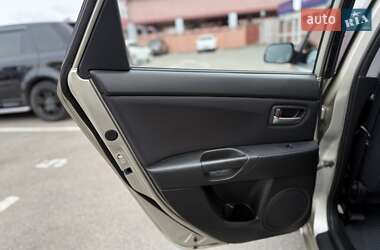Хэтчбек Mazda 3 2005 в 