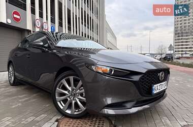 Седан Mazda 3 2021 в Киеве