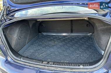Седан Mazda 3 2008 в Миронівці