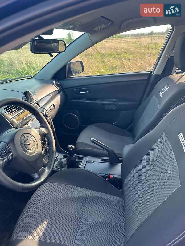 Седан Mazda 3 2008 в Миронівці