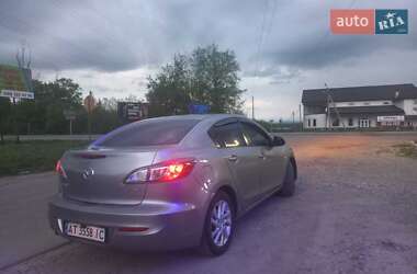Седан Mazda 3 2011 в 