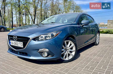 Хэтчбек Mazda 3 2016 в Киеве