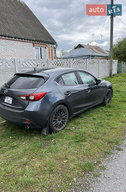 Хетчбек Mazda 3 2015 в 